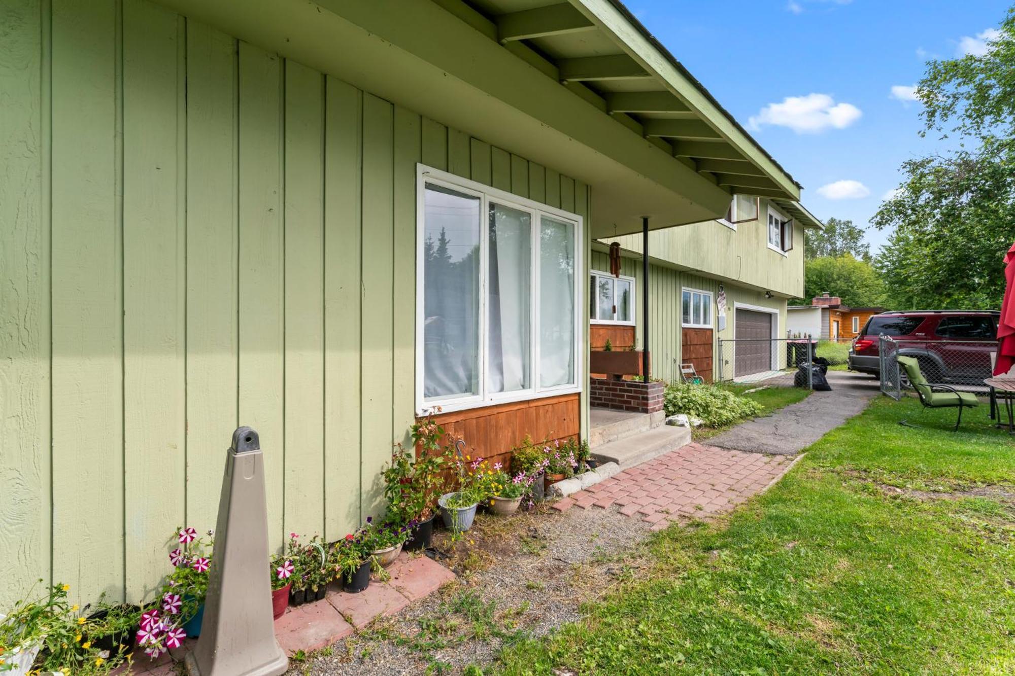 Compact But Cozy Too Hotel Anchorage Exterior foto